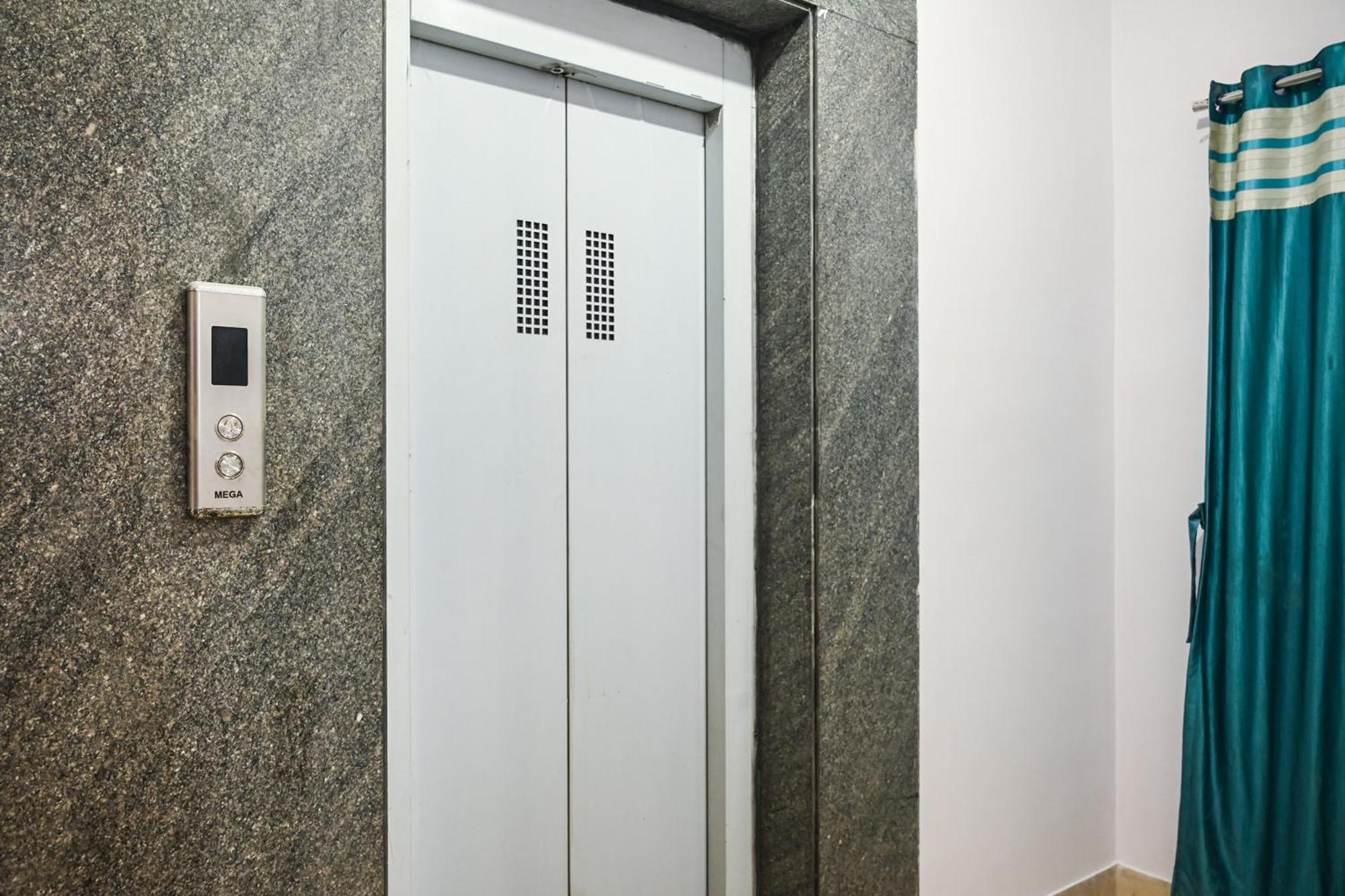 כלכותה Hotel O Shraddha Residency 2 מראה חיצוני תמונה